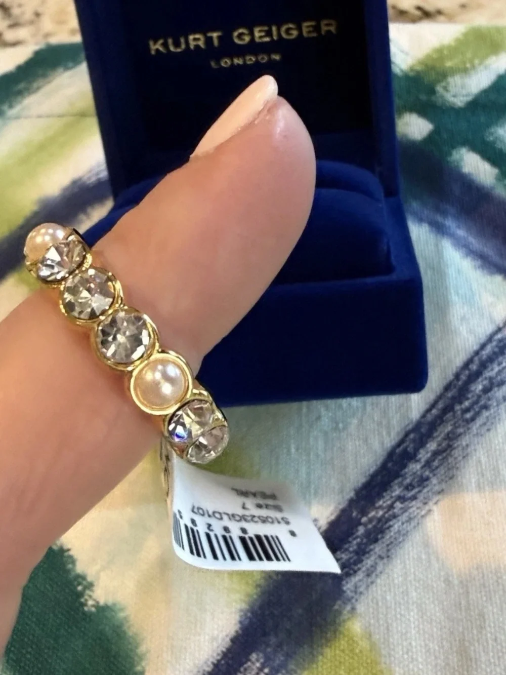 NEW KURT GEIGER LONDON Faux Pearl Crystal Goldtone Band Ring, Size 7 or 8